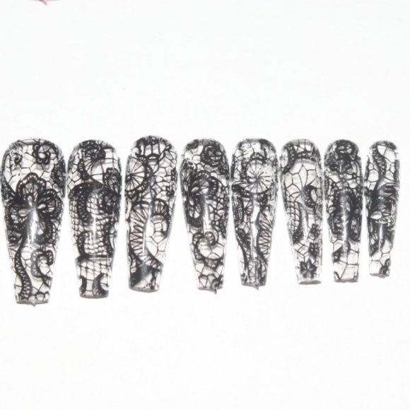Black and White Lace- press on nail set - Picture 5 of 10